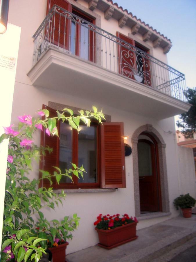 Suites de Mar Santa Teresa Gallura Extérieur photo